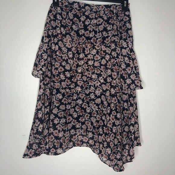 LOFT- Midi Asymmetrical Skirt. - Picture 5 of 14